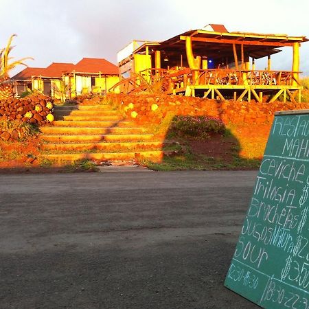 Mahia Hotel & Resto Hanga Roa Exterior foto