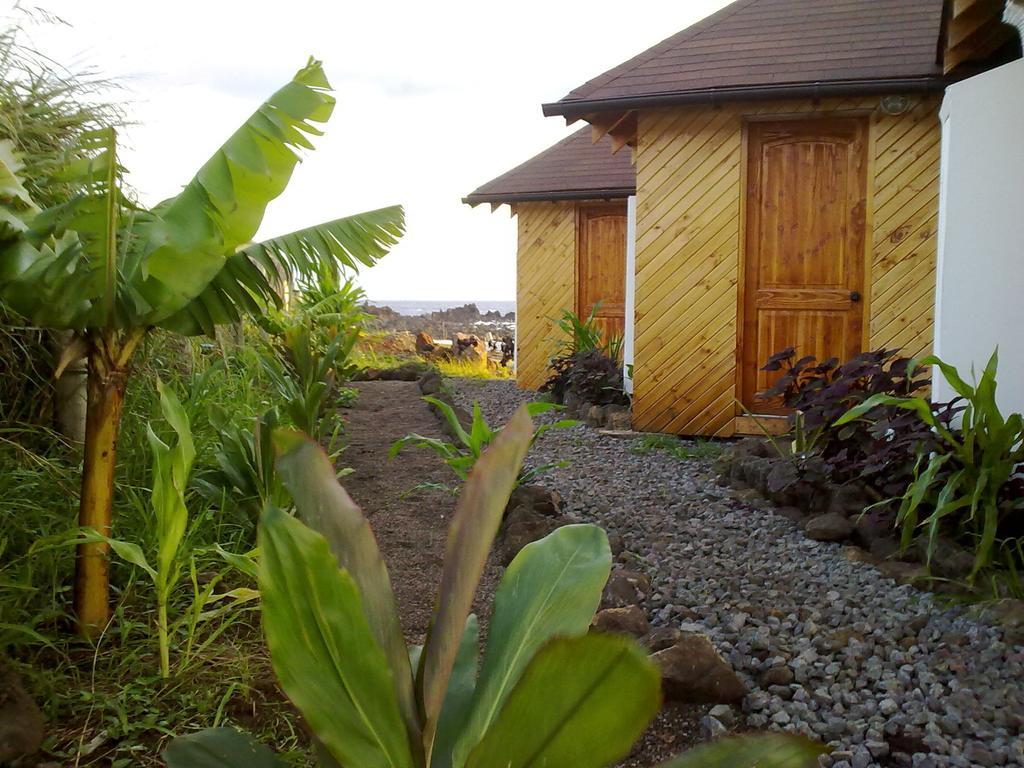 Mahia Hotel & Resto Hanga Roa Quarto foto