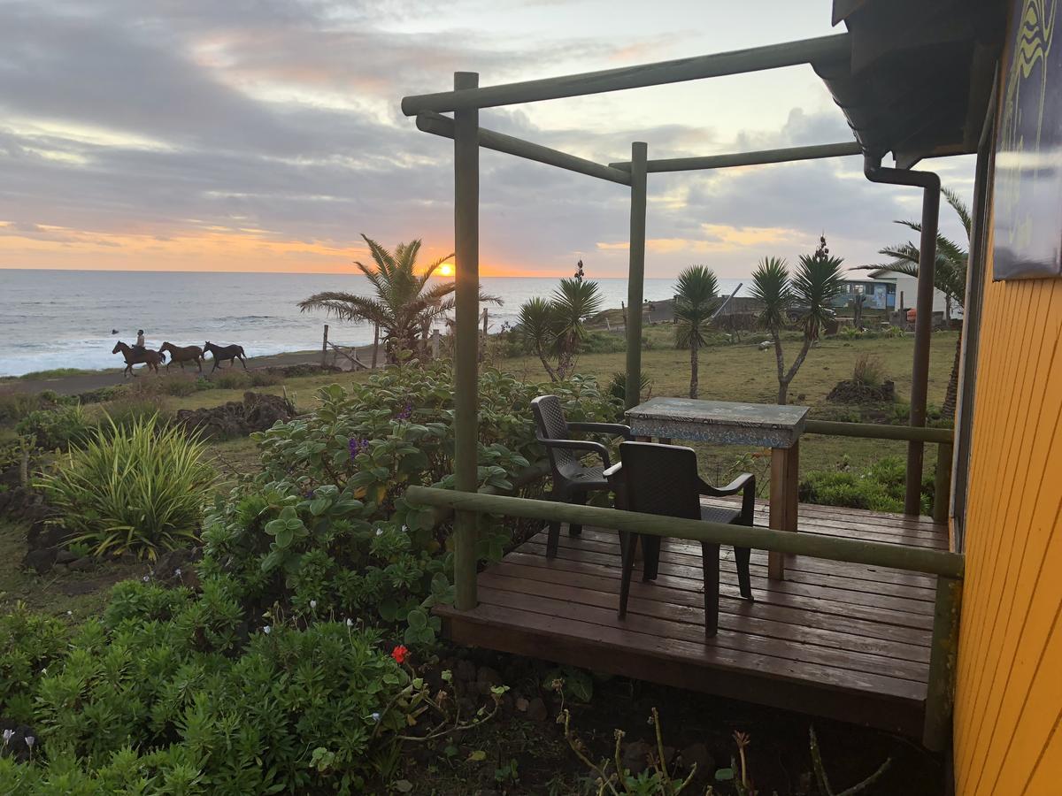 Mahia Hotel & Resto Hanga Roa Exterior foto