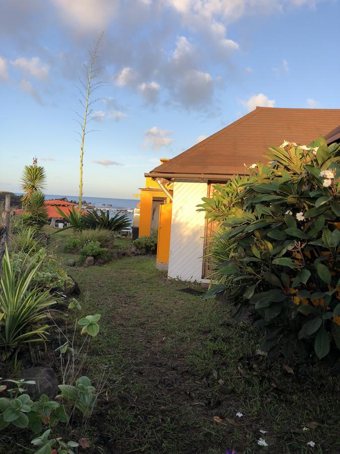 Mahia Hotel & Resto Hanga Roa Exterior foto